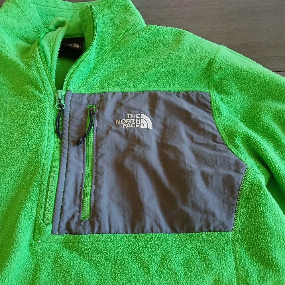 The North Face Green Fleece Pullover Excellent Condition Size M - Picture 3 of 4